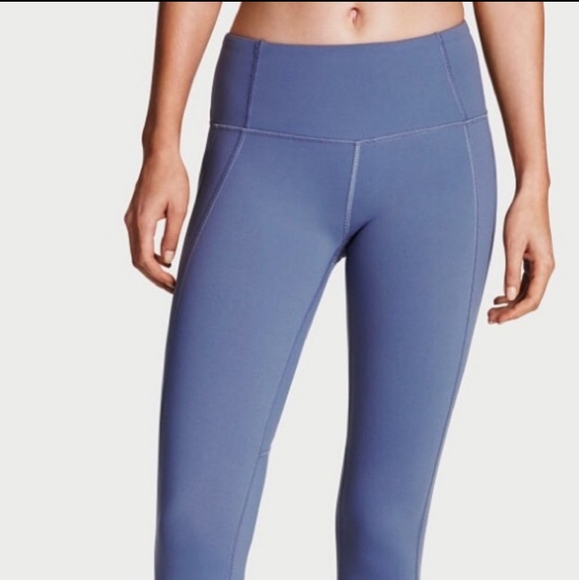 Victorias Secret Capri Leggings
